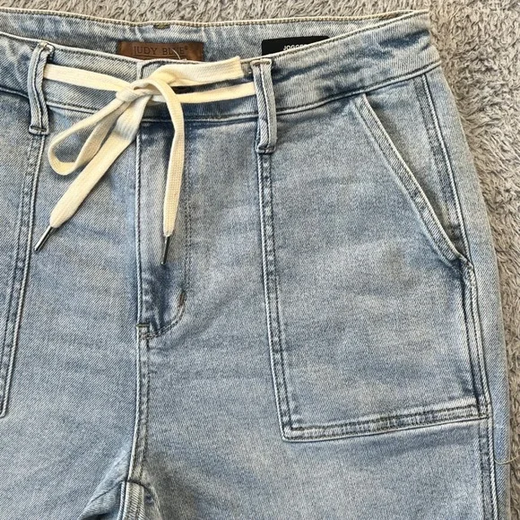 Judy Blue Light Wash Drawstring Jogger Stretch Jeans Womens 11 30 JB888691LT - Picture 3 of 7